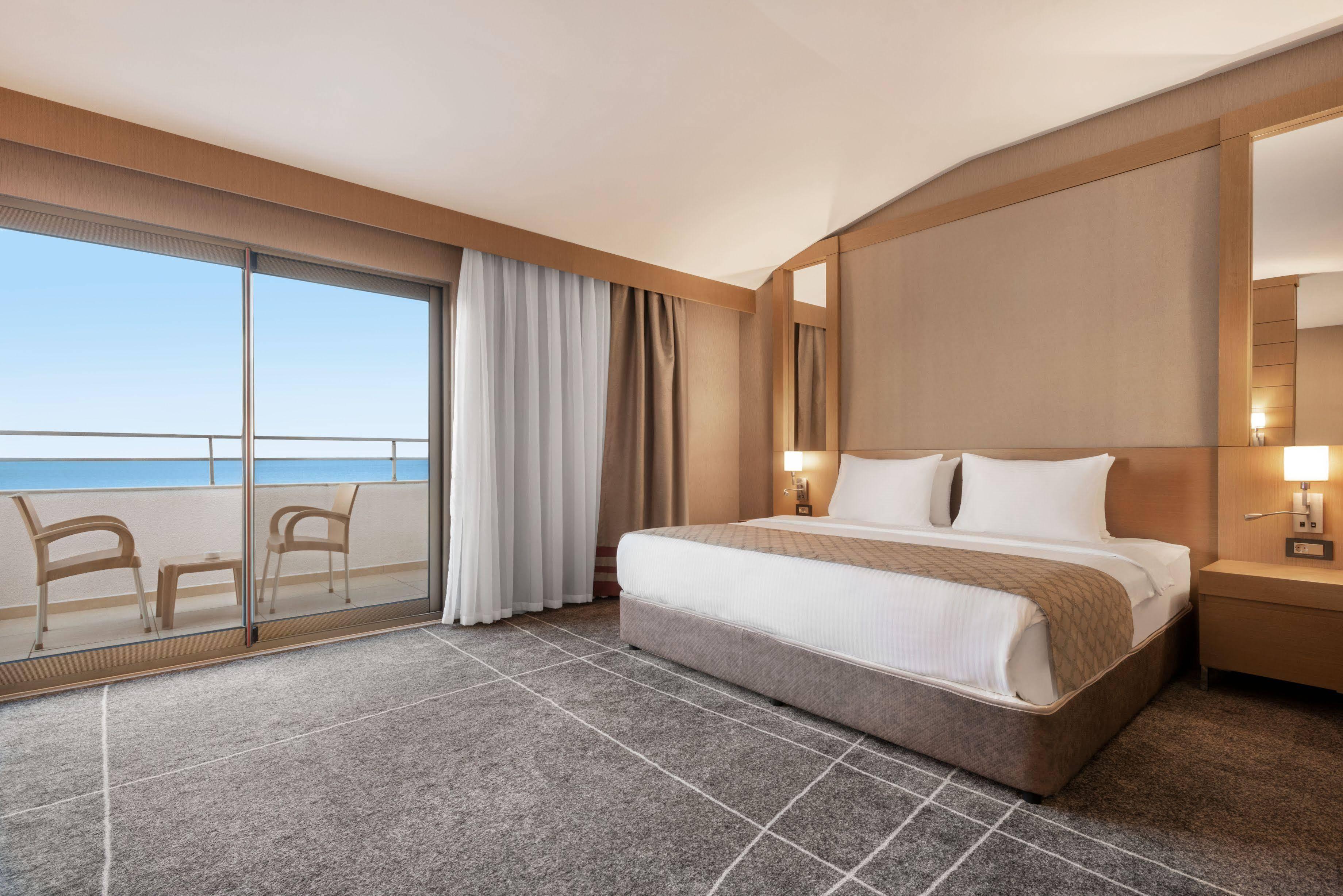 Ramada Resort By Wyndham Unye Esterno foto