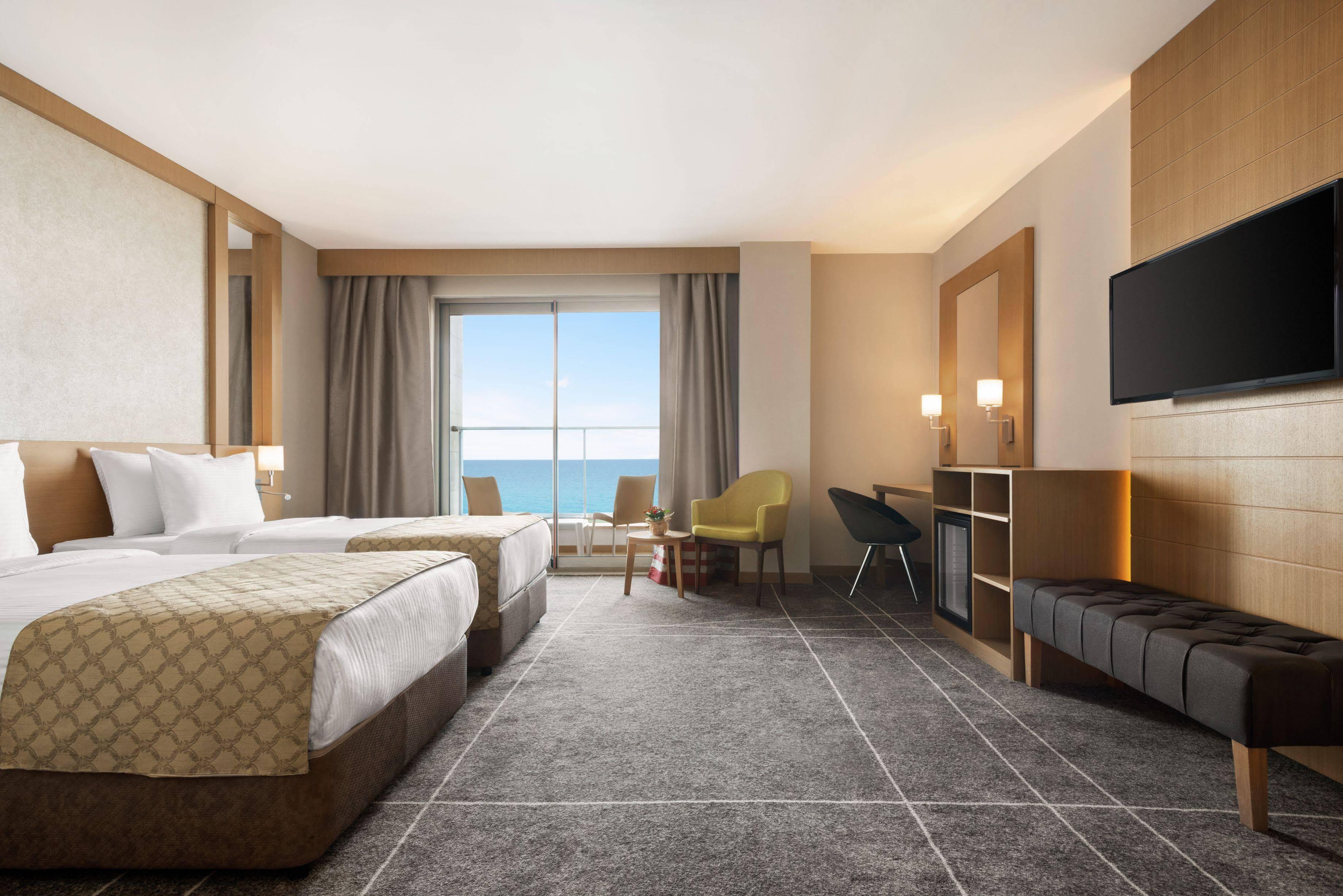 Ramada Resort By Wyndham Unye Esterno foto