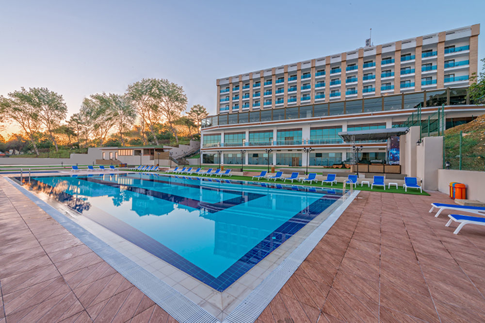 Ramada Resort By Wyndham Unye Esterno foto
